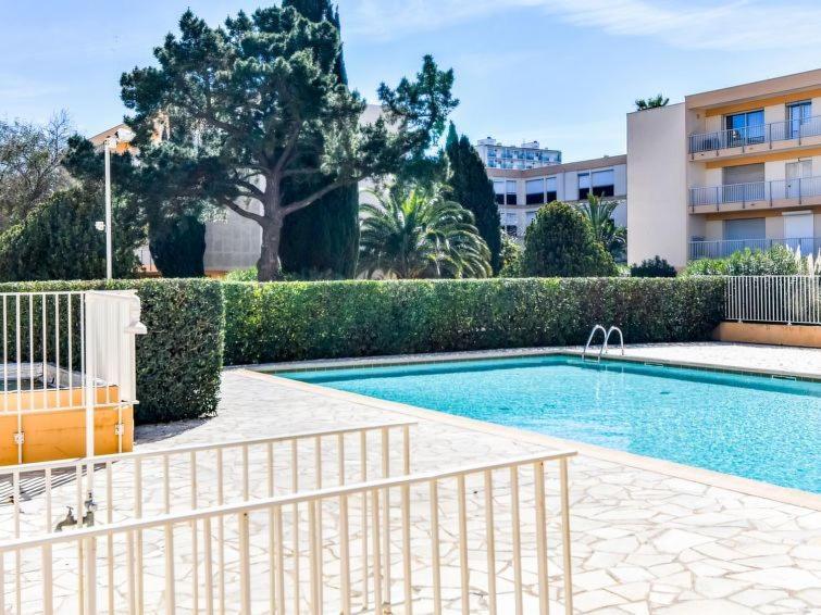 T3 150 m de la plage, climatisation, piscine et parking privatif - Le Lavandou Esterno foto